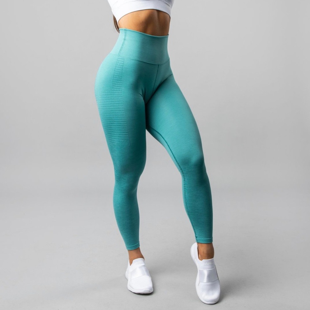 Alphalete leggings